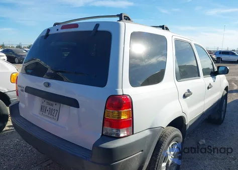 2004 Ford Escape Xlt из США, поврежденный, VIN 1FMYU03114KA72522